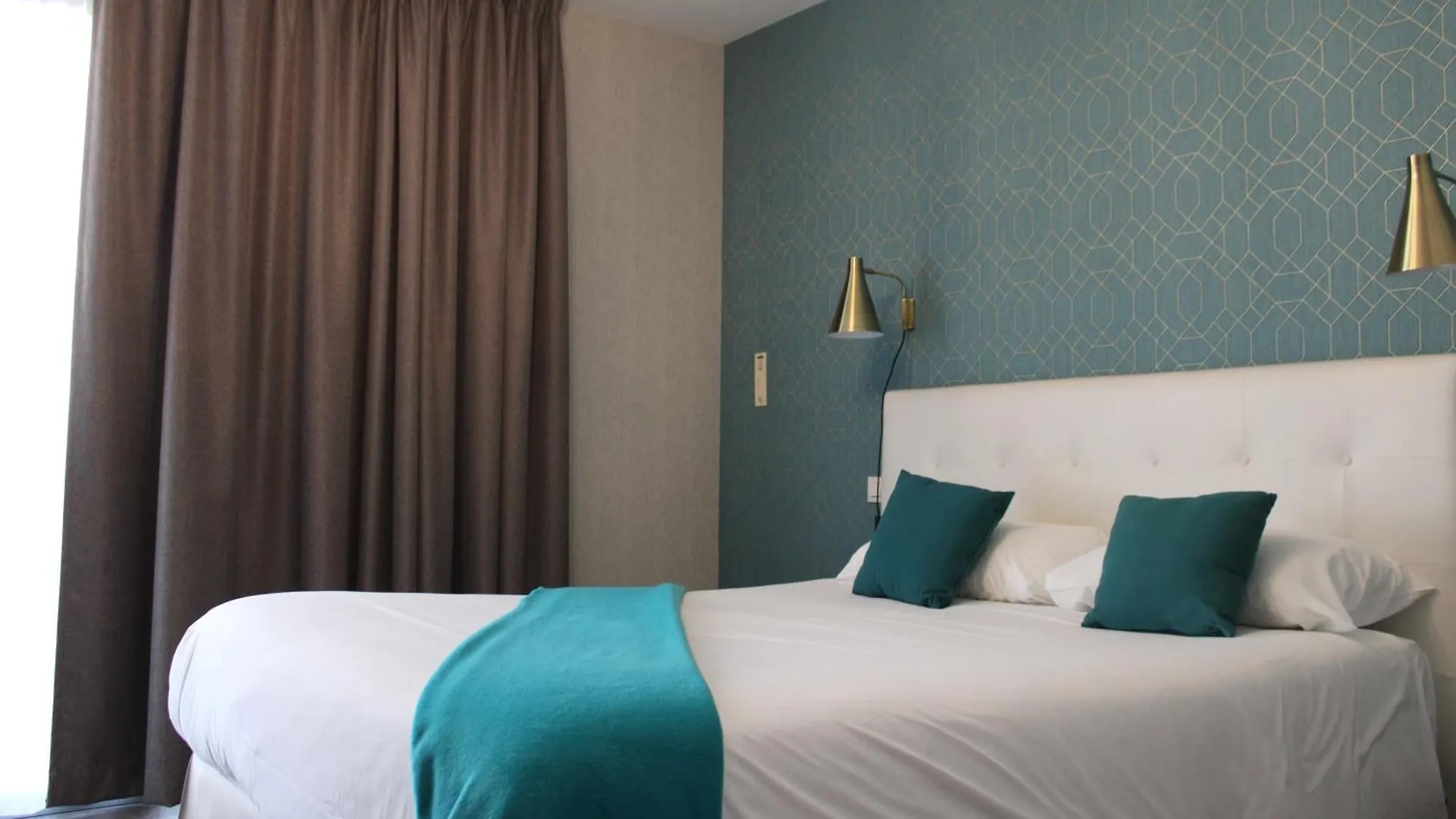 *** Hotel Cit'Hotel L'Etape Saint-Flour  Francia