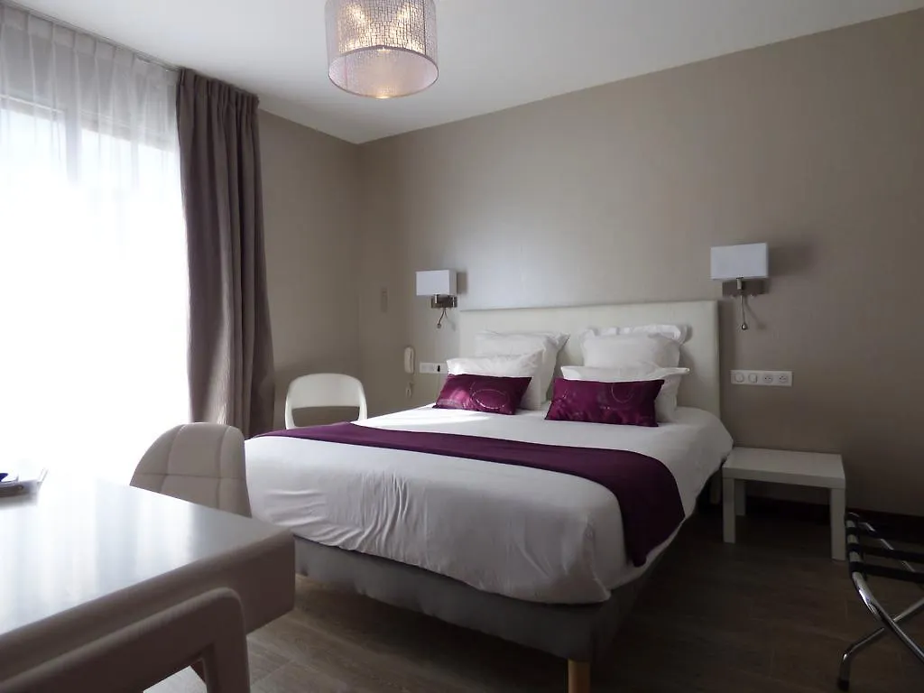 Cit'Hotel L'Etape Saint-Flour  3*, Saint-Flour (Cantal) Frankrig
